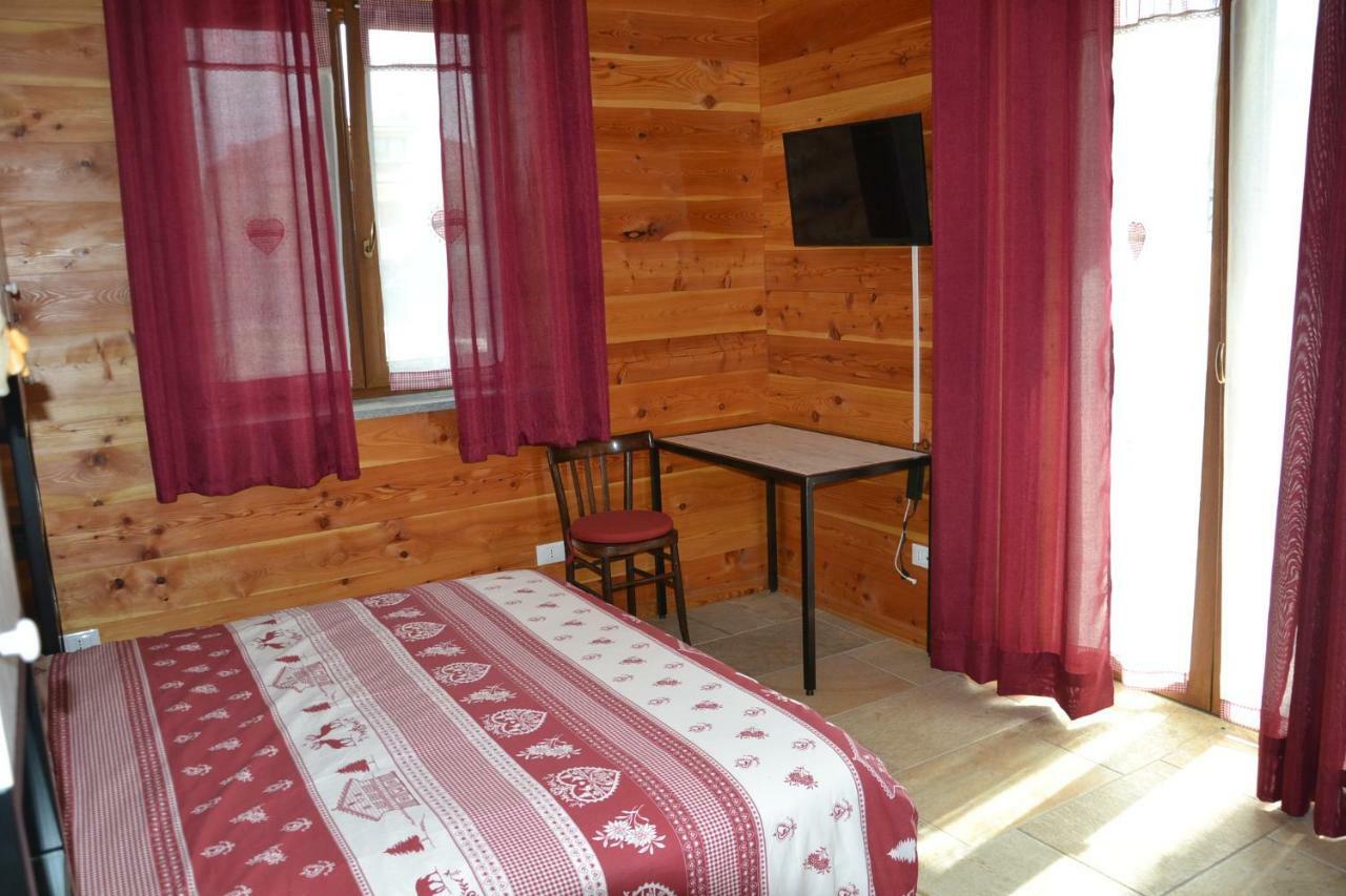 B&B L'Albero E Le Stelle Borgo San Dalmazzo Exteriér fotografie